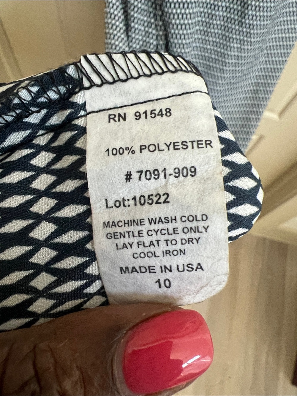Barneys New York Navy & White Patterned Sleeveless maxi Dress Sz 10 summer comfy - Picture 10 of 10